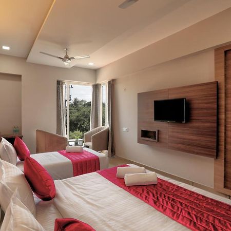 Lexus Inn Mysuru Zewnętrze zdjęcie