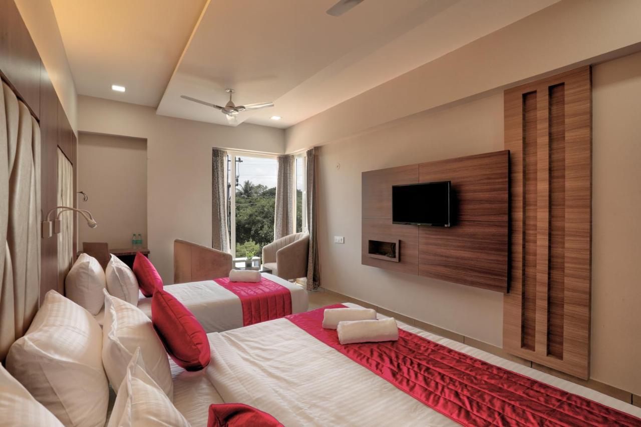 Lexus Inn Mysuru Zewnętrze zdjęcie