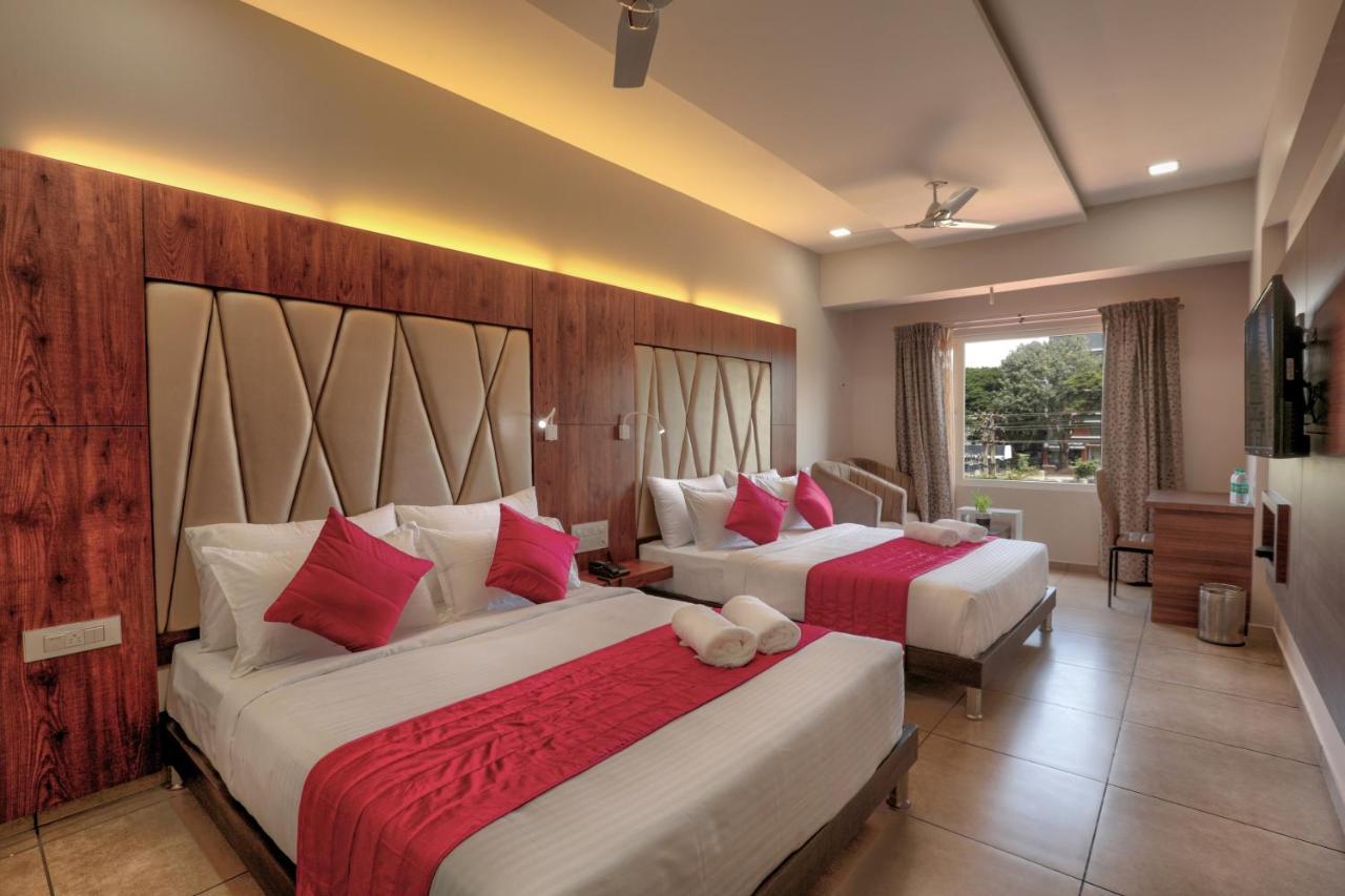 Lexus Inn Mysuru Zewnętrze zdjęcie
