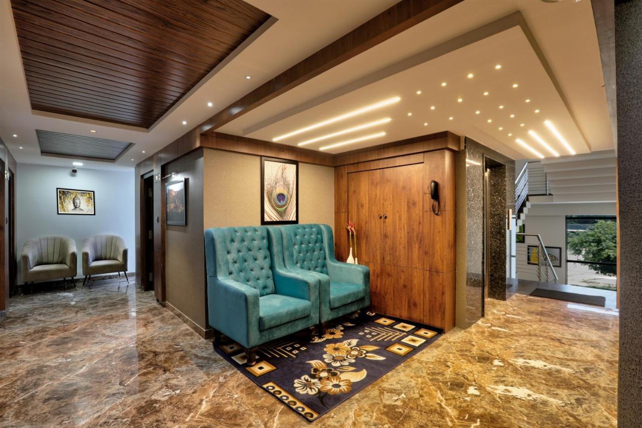Lexus Inn Mysuru Zewnętrze zdjęcie
